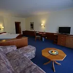 Loroesch 3*