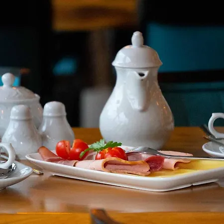 ホテル Loroesch バート・オルプ