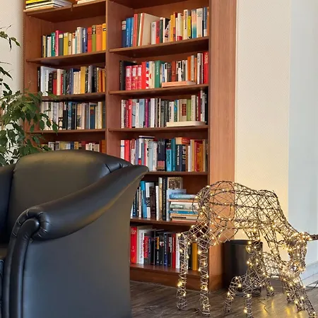 ホテル Loroesch 3*