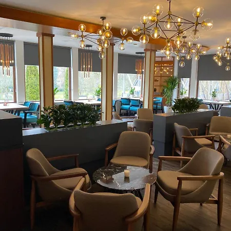 Hotel Lorösch 3*