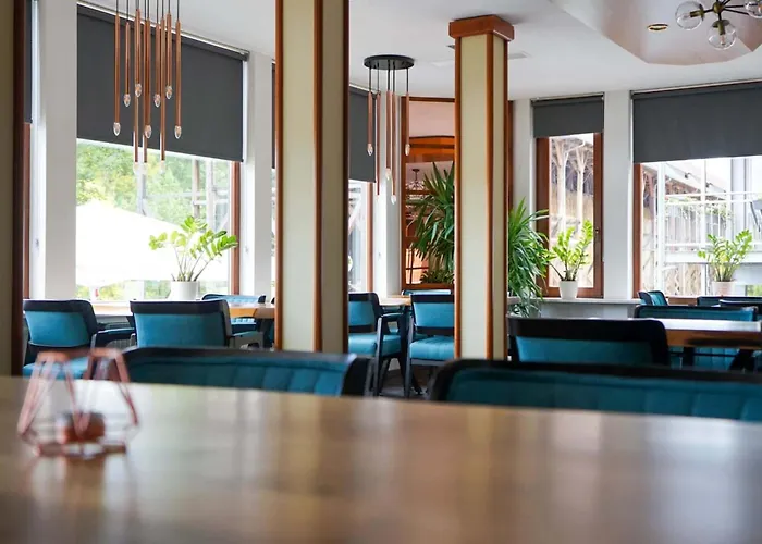 Otel Lorosch 3*